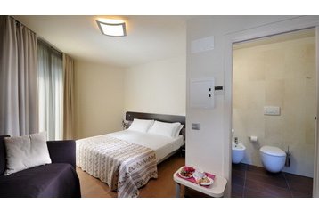 Отель Lignano Sabbiadoro 1